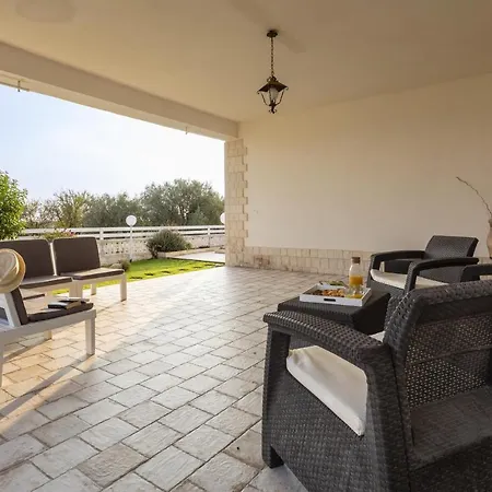 Alexandra - Isulatravel Villa Ispica